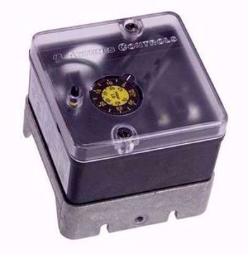 Picture of 8103116202 LGP-G1-20 1/20 INCH WC OPEN LOW M/R 1/4 NPT